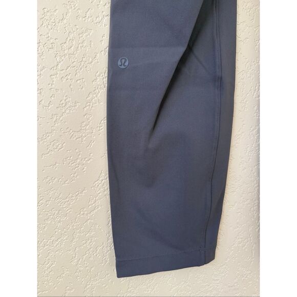 Lululemon On The Fly Pant in Dark Shadow - Picture 7 of 8
